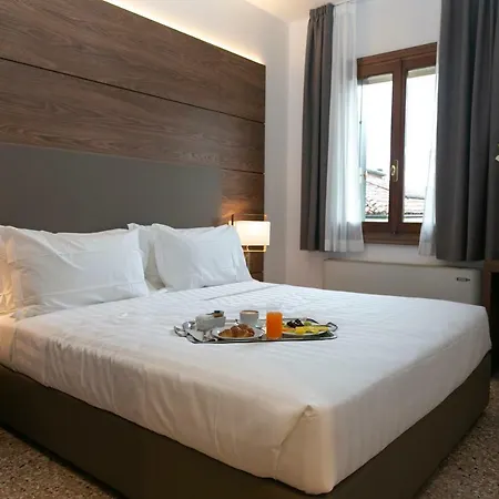 Otel Palazzo Scamozzi 3*